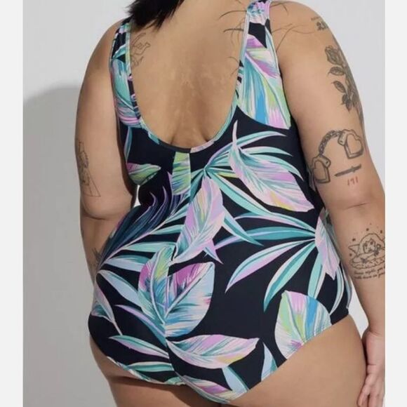 NWT Torrid Mesh High Neck One-Piece Swimsuit. Multi-Colored 1X - Picture 10 of 15